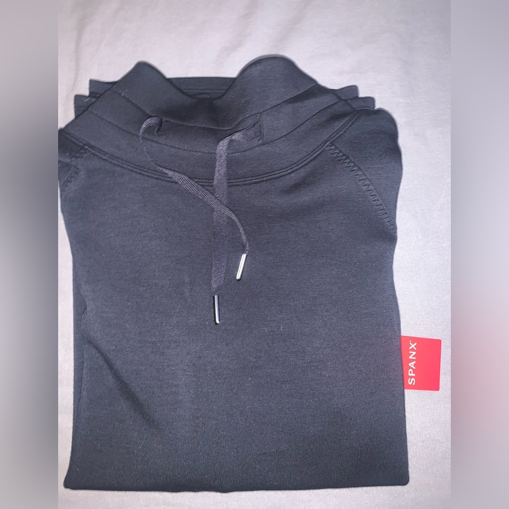 Spanx sweater SO soft size small brand new!